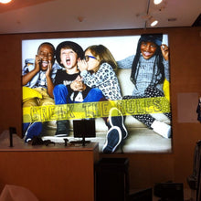 Load image into Gallery viewer, Lightbox for Retail