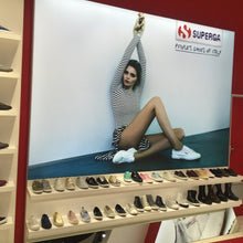 Load image into Gallery viewer, Lightbox for Retail